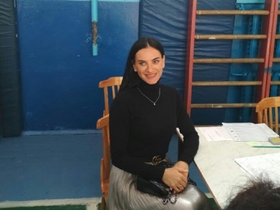 Елена Исинбаева проголосовала за процветание волгоградской земли