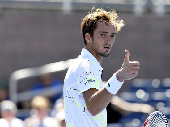 Даниил Медведев поднялся на четвертое место в рейтинге ATP Даниил Медведев поднялся на четвертое место в рейтинге ATP