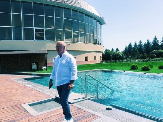 Вячеслав Фетисов отдыхает в Железноводске