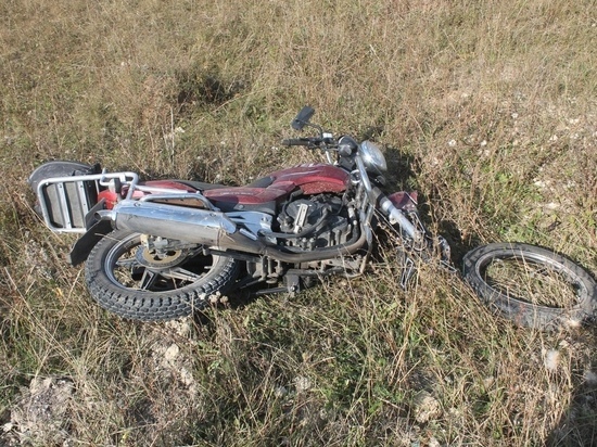 Под Орлом пьяный водитель ВАЗа насмерть сбил мотоциклиста