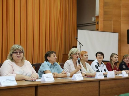 В Серпухове состоялось собрание приемных родителей и опекунов
