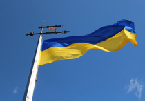 Как утверждает газета “Коммерсант”, украинские власти взяли паузу в процессе разрыва двусторонних договоров с Россией
