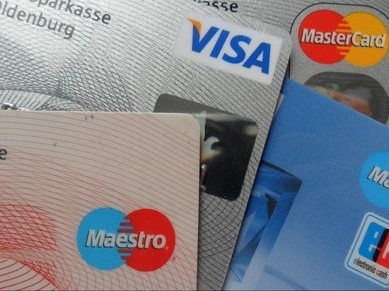 Женщина из Ноябрьска помогла мошеннице украсть деньги со своей карты