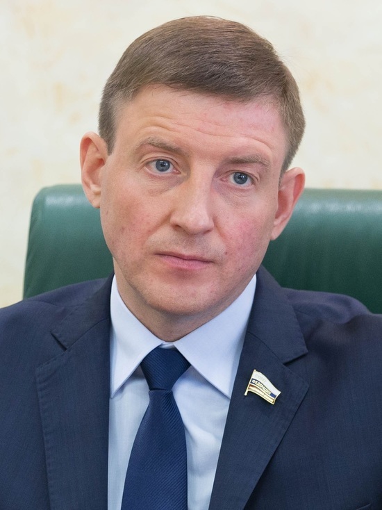 Секретарь генсовета «Единой России» о протестах в Улан-Удэ: «Шутенков может рассчитывать на поддержку партии»