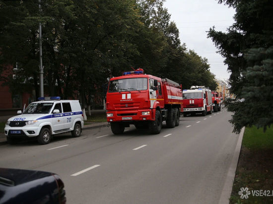 Банк в Центральном районе Кемерова эвакуировали из-за задымления