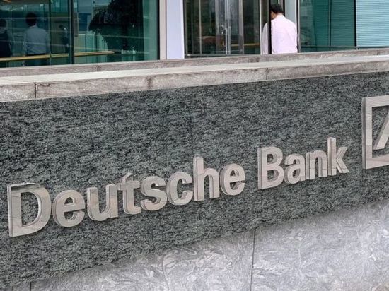 Расследование: помогал ли Трамп российским олигархам отмывать деньги через Deutsche Bank