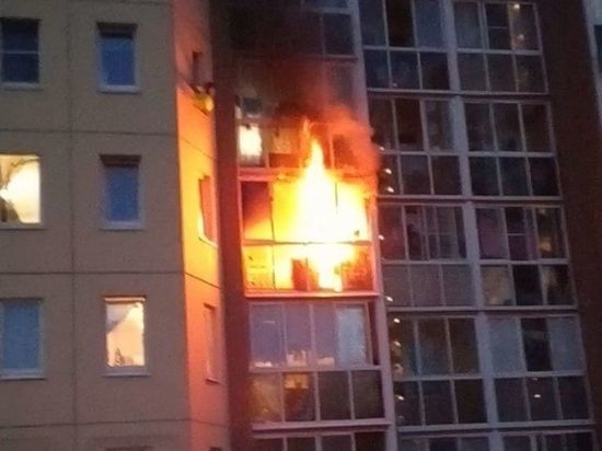 В Воронеже залетевший в окно многоэтажки окурок привел к пожару