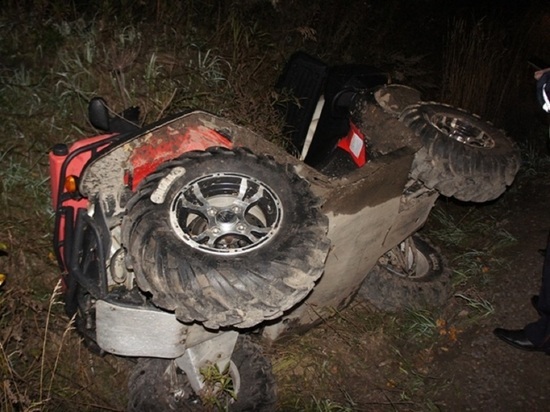 На свердловской лесной дороге погиб водитель квадроцикла