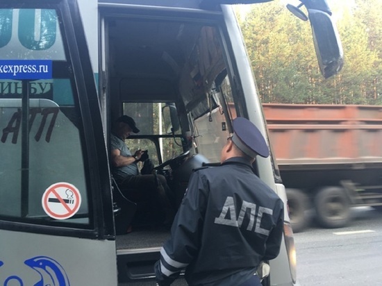 Десятки неисправностей — результат проверки автобусов рядом с Екатеринбургом