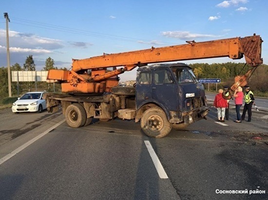 25-летний мотоциклист из Челябинска погиб в ДТП с автокраном на трассе