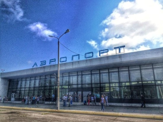 Аэропорт Комсомольска-на-Амуре заработал после откачки воды