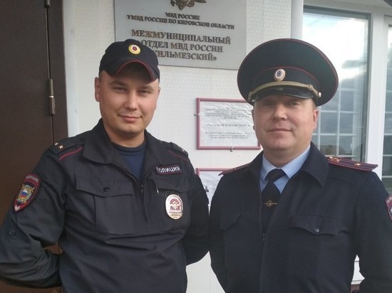 В Кировской области полицейские спасли мужчину