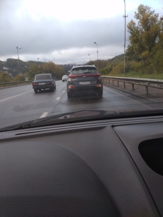 Из-за утренних аварий в Смоленске стали два моста из трех через Днепр