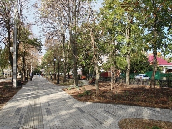 Обновленный Офицерский бульвар открыли ко Дню города в Краснодаре