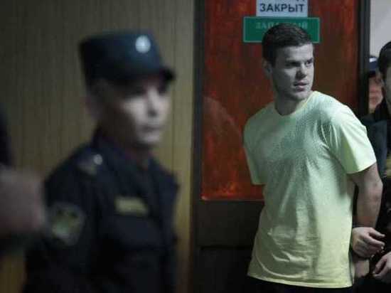 Комментатор Орлов рассказал, когда Кокорин сыграет за Комментатор Орлов рассказал, когда Кокорин сыграет за