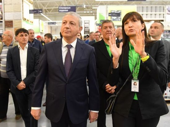 Во Владикавказе открылся гипермаркет «Леруа Мерлен» Во Владикавказе открылся гипермаркет «Леруа Мерлен»