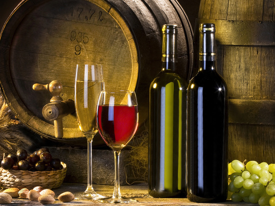 Госдума во втором чтении приняла законопроекты о поддержке виноделов