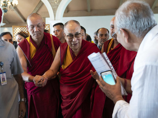 В музее Тувы появится восковая фигура Далай-Ламы 14-го