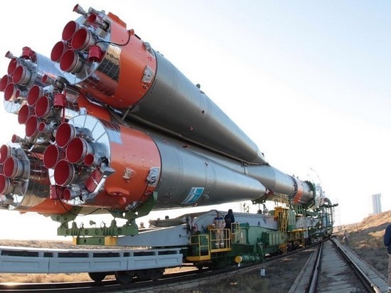 На Байконуре освятили последнюю ракету "Союз-ФГ"
