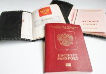 Очереди за паспортами не уменьшаются
