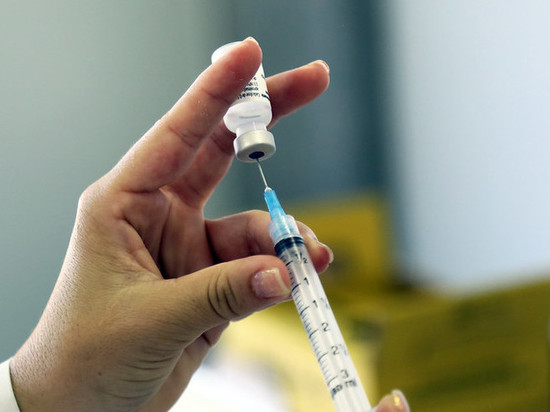 Депздрав ЯНАО: в Салехарде есть запасы вакцины от гриппа