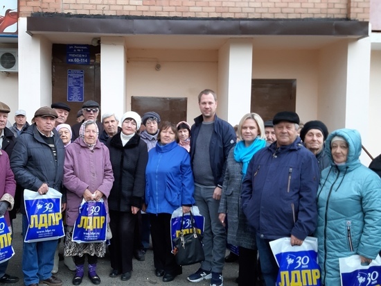 Татьяна Казармщикова поздравила оренбургских пенсионеров с Днем пожилого человека