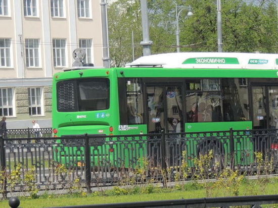 В Екатеринбурге сократили временный автобусный маршрут на Эльмаше