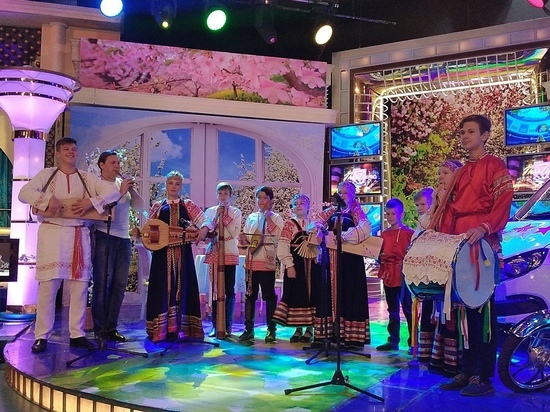 Житель Десногорска и его музыканты побывали на "Поле Чудес"