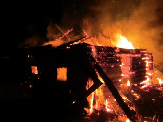 В Велиже Смоленской области сгорела баня