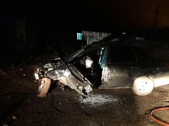 67-летний водитель из Башкирии разбился, врезавшись в бетонный забор