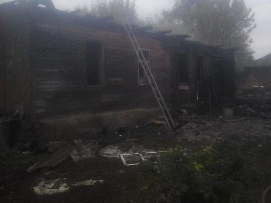 В Тамбовской области на пожаре погибли трое взрослых и ребенок