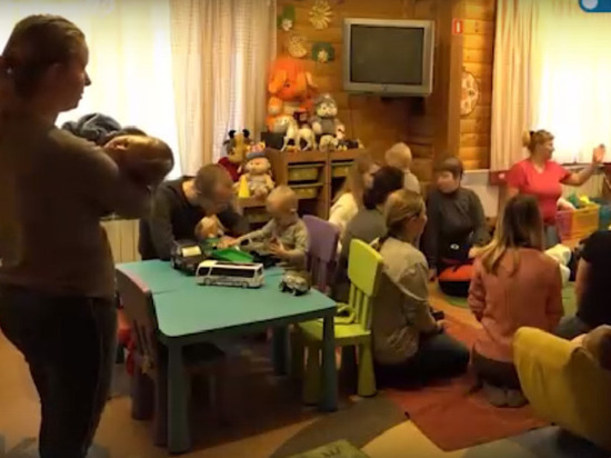 Организации Архангельской области примут участие в программе ранней помощи детям-инвалидам