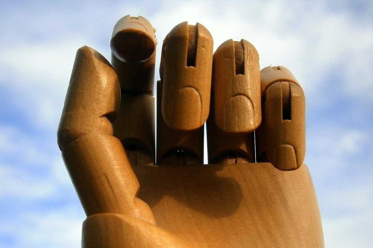 Удивительное щелканье заботятся. Креативные пальцы рук. Hand finger. Handpflege Symbolbild.