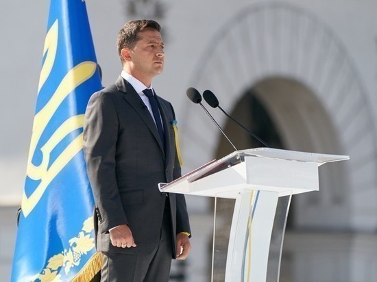 Зеленский ценит вклад канцлера ФРГ в урегулирование на Украине