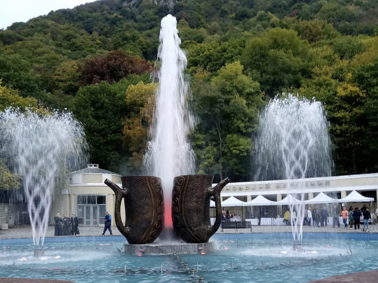 Курортный парк Железноводска украсил обновленный фонтан