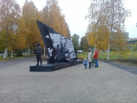 Сегодня в полдень в центре Архангельска откроют памятник Детям войны