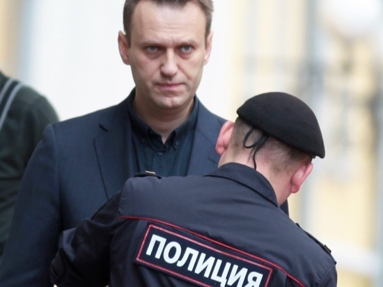 Полиция Москвы подала иски к Навальному и Соболь