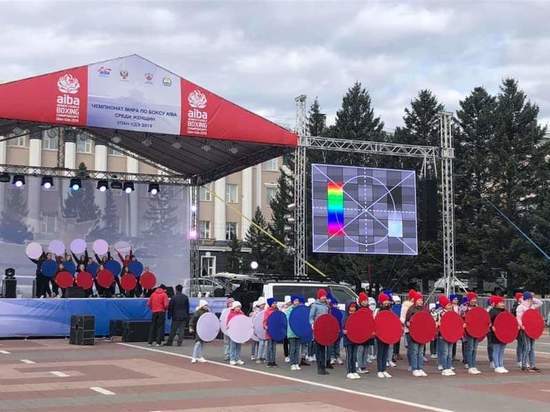 Церемонию открытия Чемпионата мира по женскому боксу покажут на площади Советов