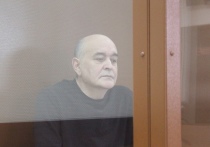 В Конаковском городском суде рассматривается уголовное дело в отношении Рашида Насирова, обвиняемого в убийстве нескольких человек, мошенничестве и кражах в особо крупном размере