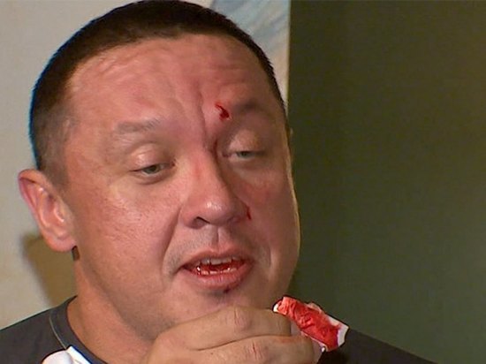 Емельяненко ловит хайп: разбил бровь Кокляеву и выйдет с ним в ринг Емельяненко ловит хайп: разбил бровь Кокляеву и выйдет с ним в ринг