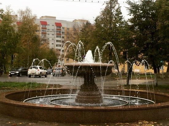 У завода ОЦМ в Кирове появился новый фонтан