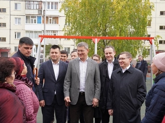 Радий Хабиров и глава министерства ЖКХ России Владимир Якушев посетили Нефтекамск