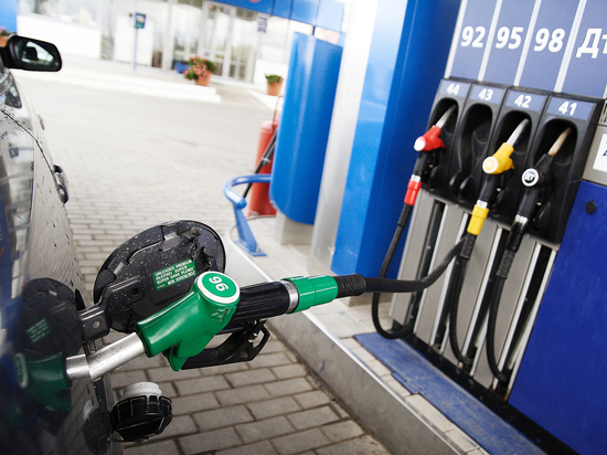 Компания-монополист на М-11 завышала цены на бензин в Тверской области