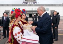 Белорусы ближе к украинскому народу, нежели к российскому, считает президент Украины Владимир Зеленский