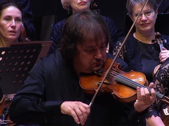 Сергей Крылов сыграл с Нижегородским филармоническим оркестром