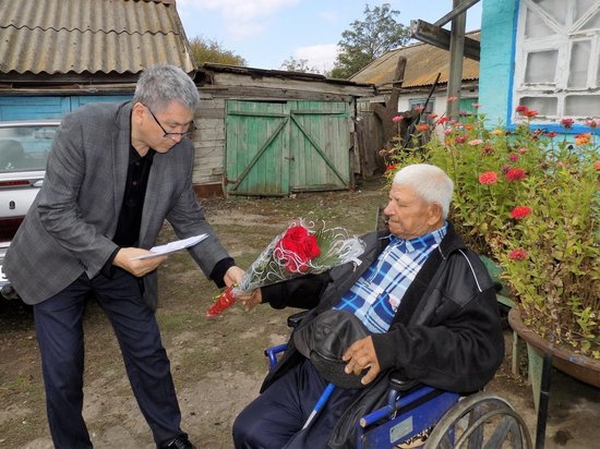 Житель села в Калмыкии отметил 90-летний юбилей