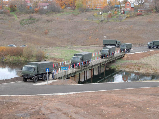 Алексей Дюмин поблагодарил военных за 6 новых мостов в Тульской области