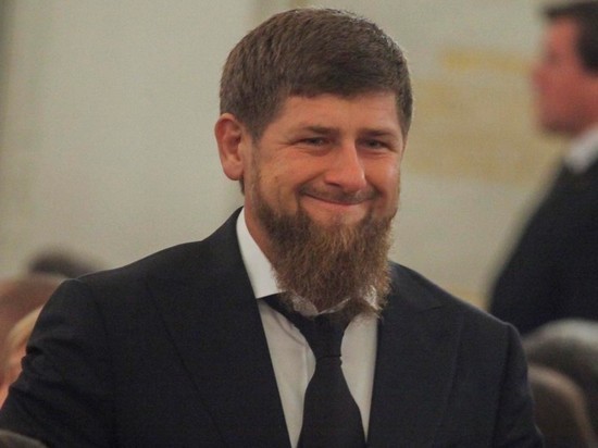 Кадырова в день рождения наградили за развитие парламентаризма