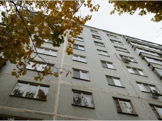 В Смоленске продолжают текущий ремонт многоэтажек