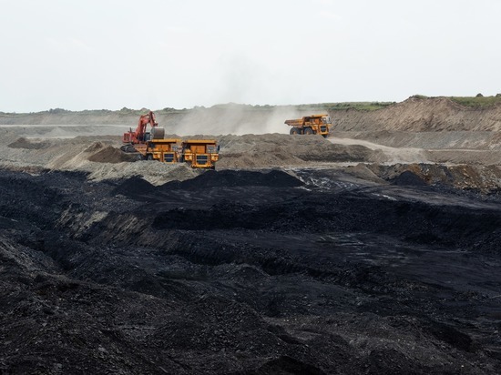 Каменный энергетический уголь отгружают российским и зарубежным потребителям